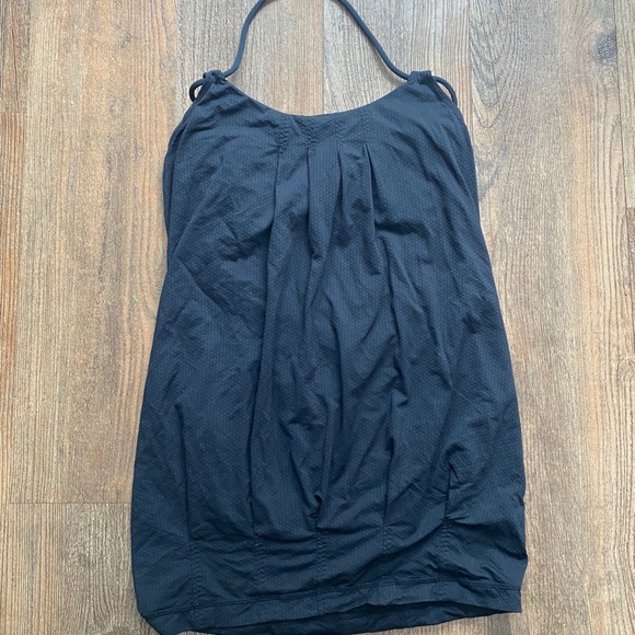 LuluLemon Flow and Go tank - Picture 2 of 4